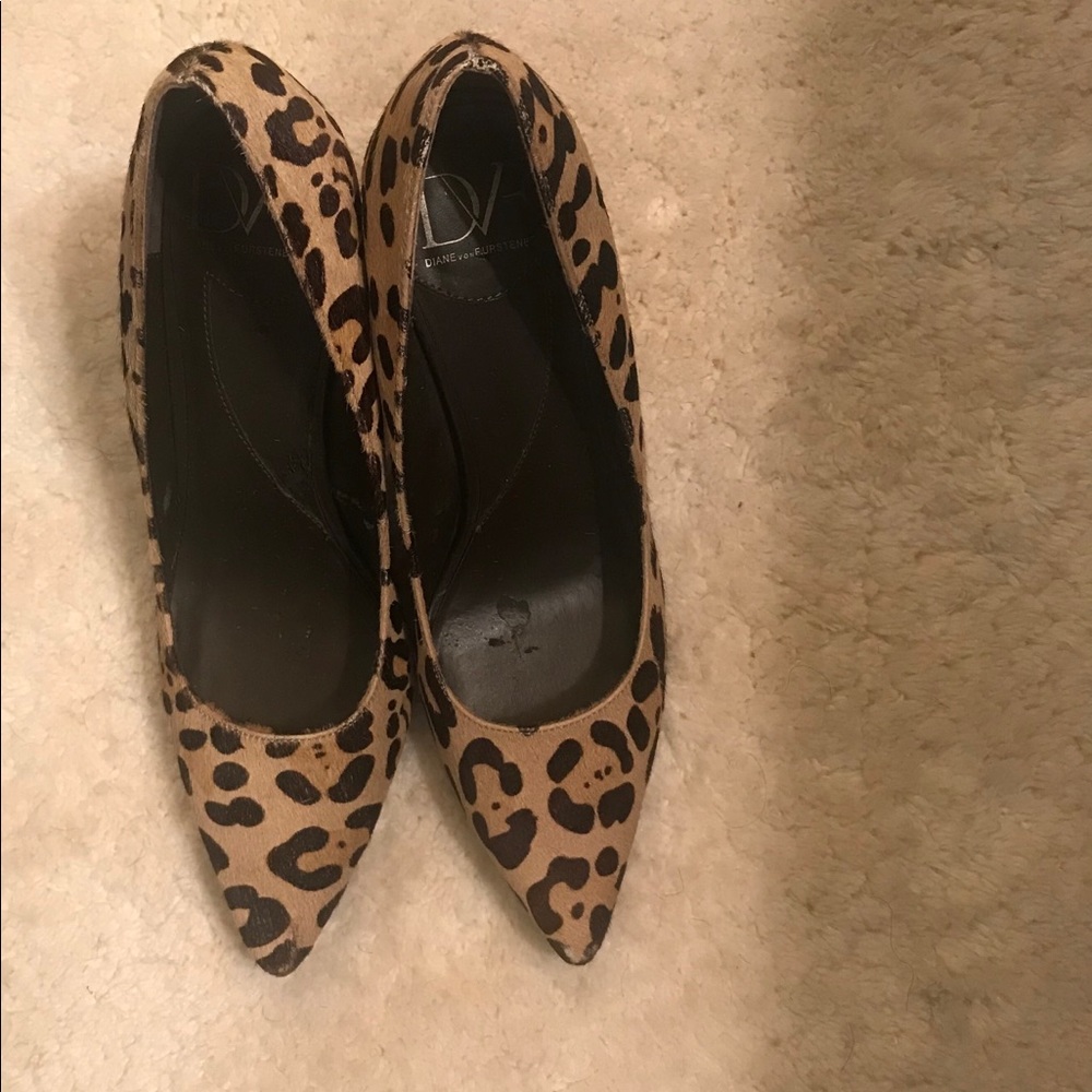 Animal print pumps
